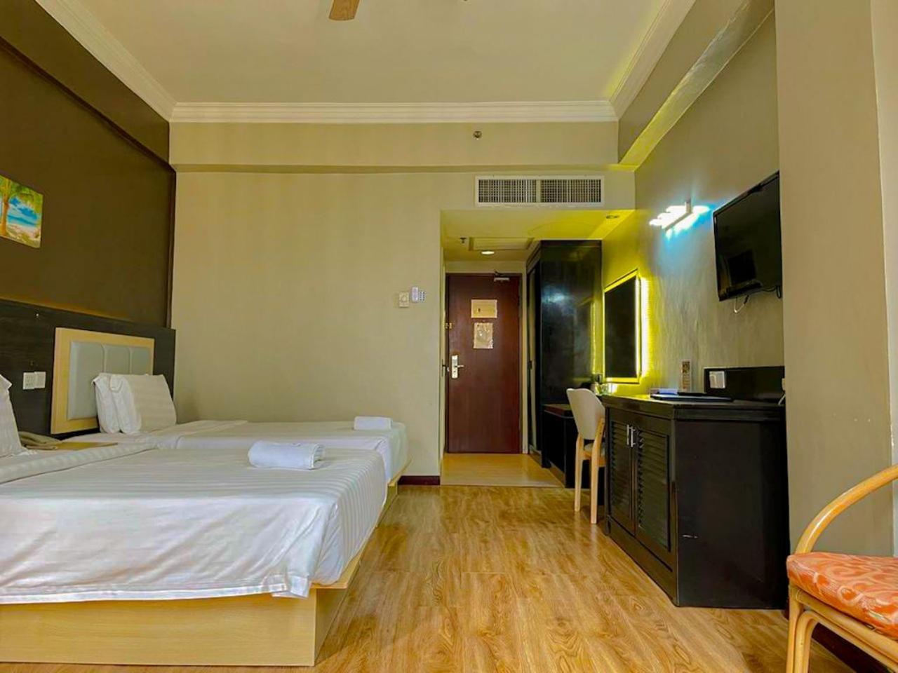 Hotel Langkasuka Langkawi Kuah Exterior photo